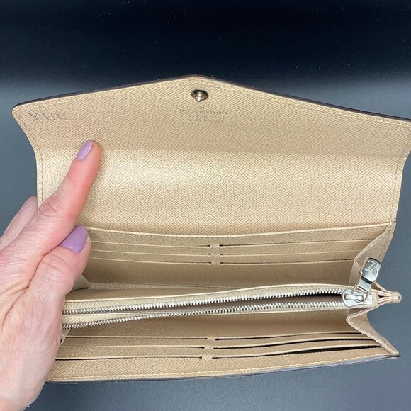 A cond Louis Vuitton Portefeuille Sarah Epi Long Wallet - ivory - Picture 12 of 12